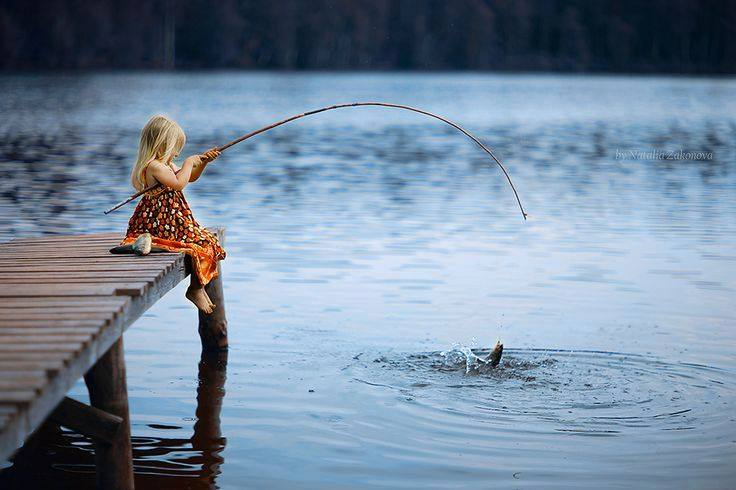 Carp Girl Fishing - carp-girl-fishing-41.bmp